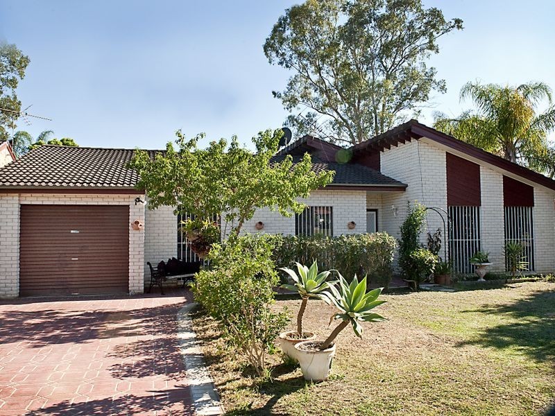 9 Seppelt Place, Edensor Park NSW 2176