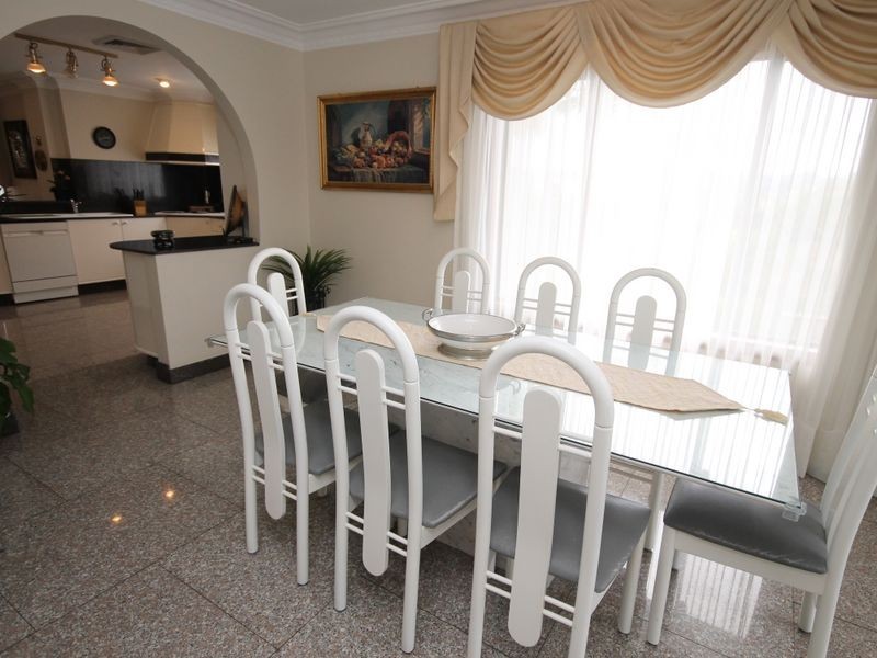 6 Gawler Place, Bossley Park NSW 2176