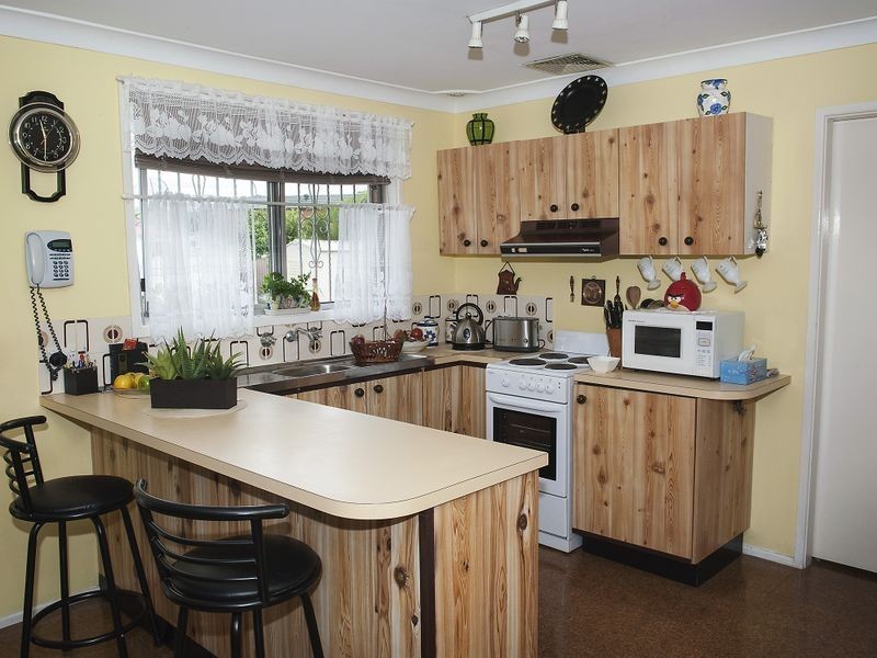 7 Meroo Close, Wakeley NSW 2176