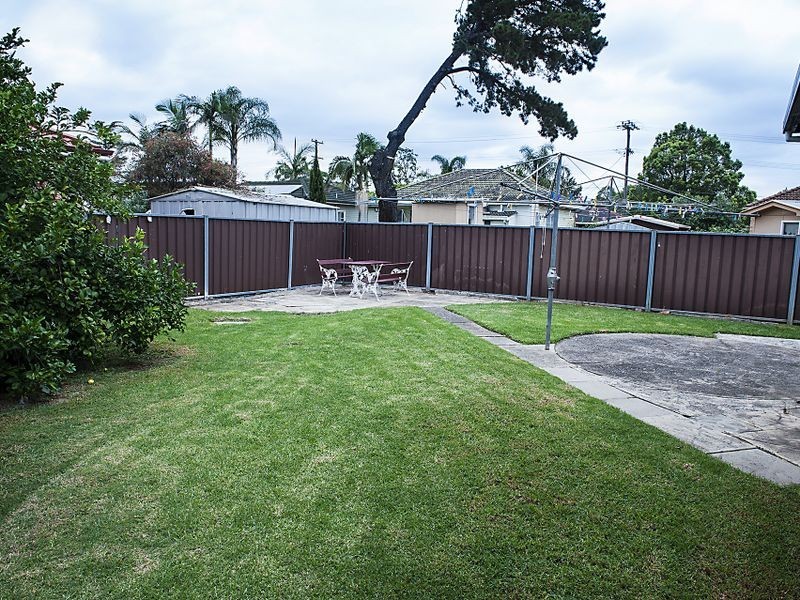 73 Goodacre Avenue, Fairfield West NSW 2165