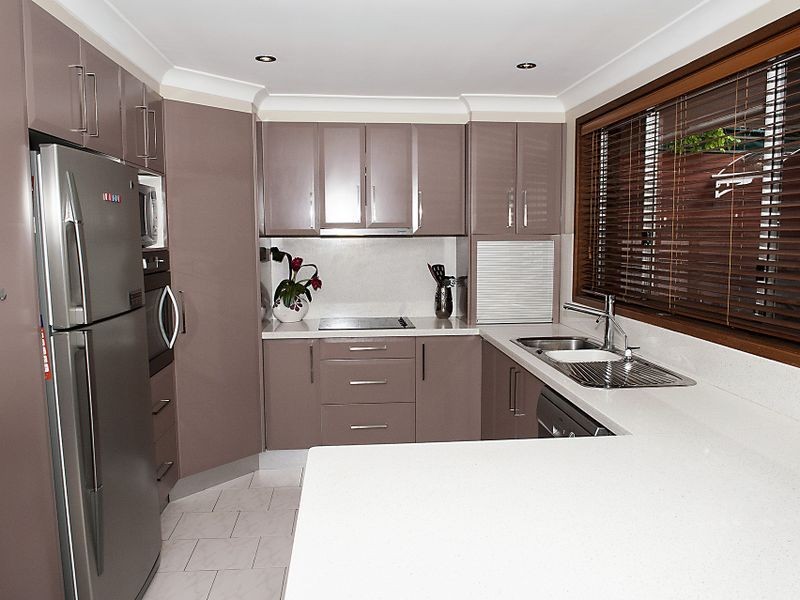 14 Darling Street, Abbotsbury NSW 2176