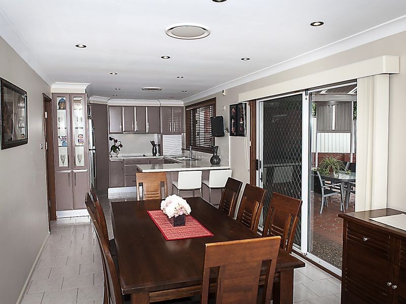 14 Darling Street, Abbotsbury NSW 2176