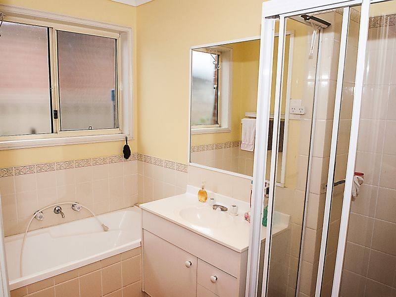 14 Guyra Road, Hinchinbrook NSW 2168