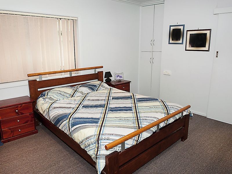 13 Quiros Avenue, Fairfield West NSW 2165