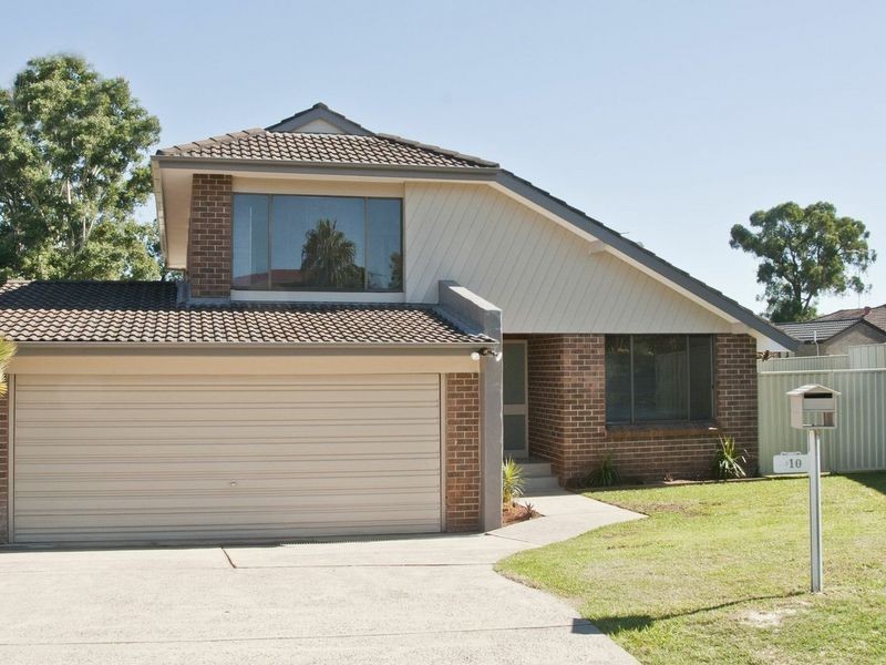 10 Canary Close, St Clair NSW 2759