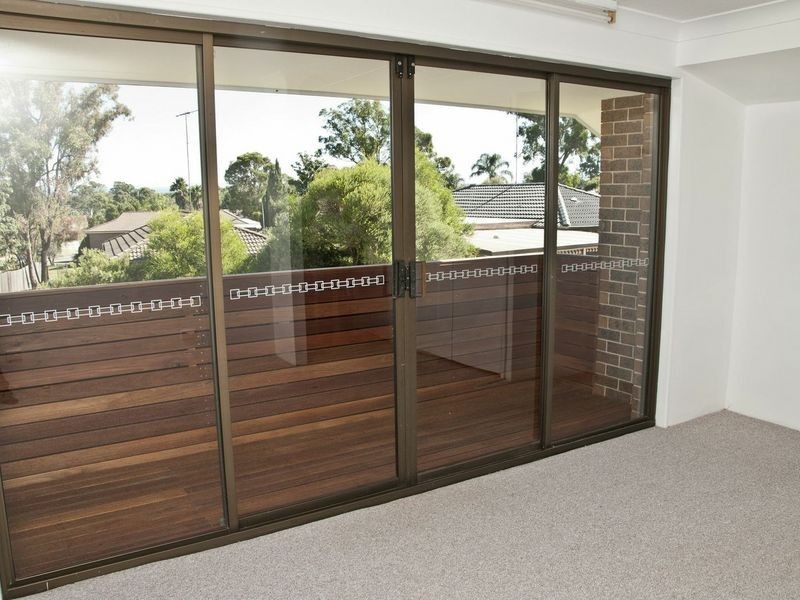 10 Canary Close, St Clair NSW 2759