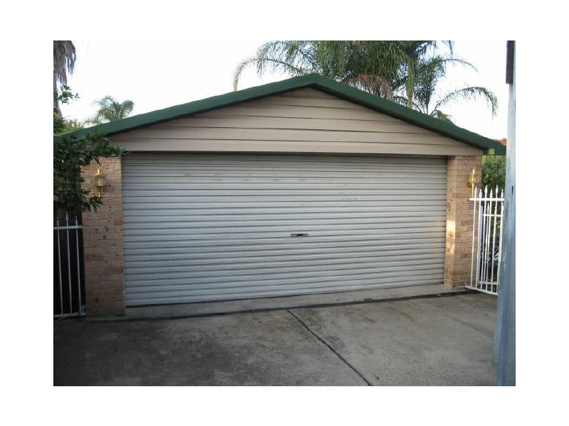 Abbotsbury NSW 2176
