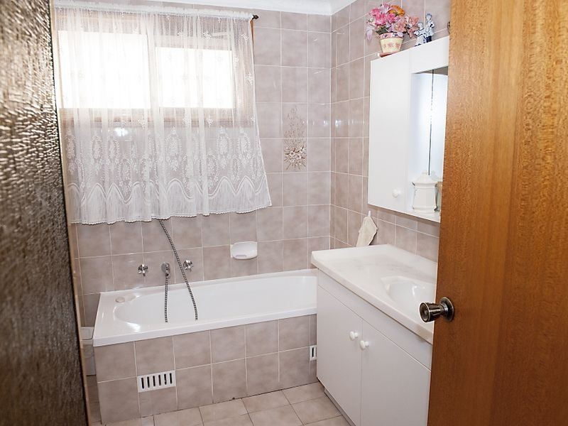 44 Mount Street, Bonnyrigg Heights NSW 2177