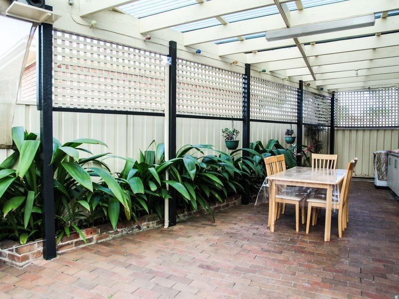 7 Hoyle Place, Greenfield Park NSW 2176