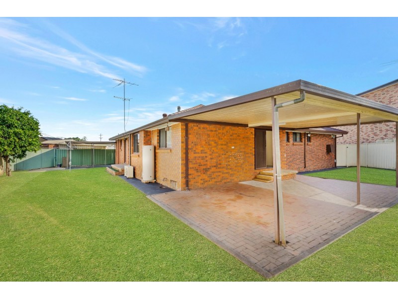 4 Meredith Close, Fairfield NSW 2165