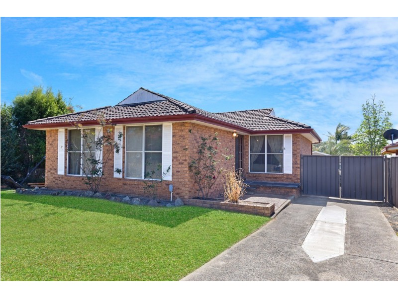 8 Gympie Place, Wakeley NSW 2176