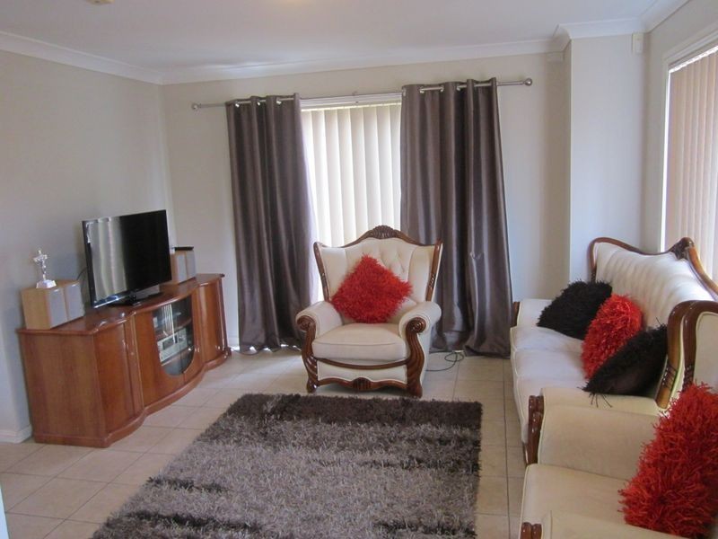 2/89 Oxford Street, Smithfield NSW 2164