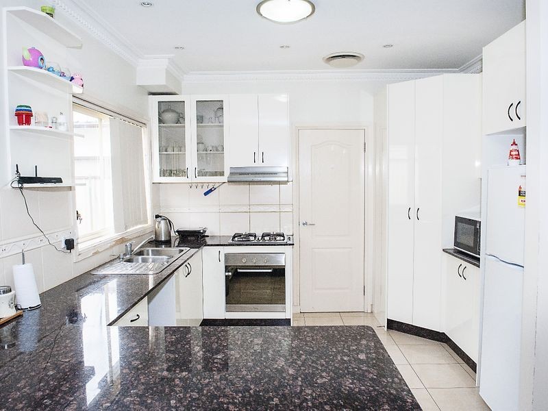 15 Evans Street, Fairfield Heights NSW 2165