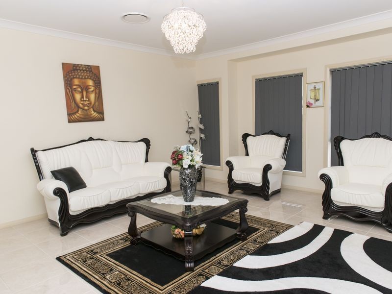 4 Aberdeen Street, Bossley Park NSW 2176