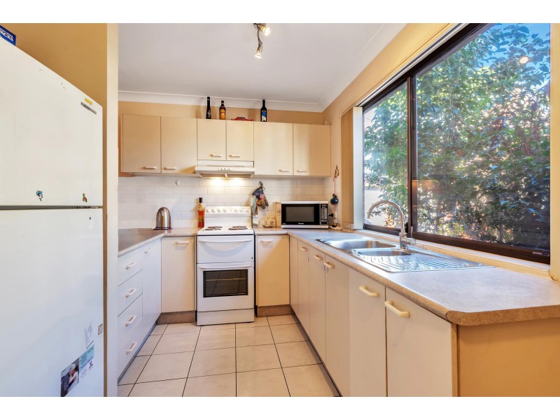 4/10-12 Fairlight Avenue, Fairfield NSW 2165