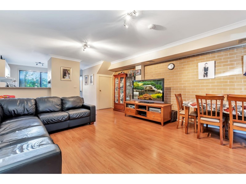 4/10-12 Fairlight Avenue, Fairfield NSW 2165