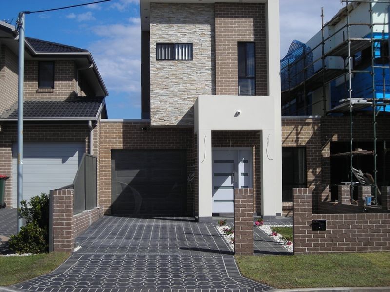 11 Beemera Street, Fairfield Heights NSW 2165