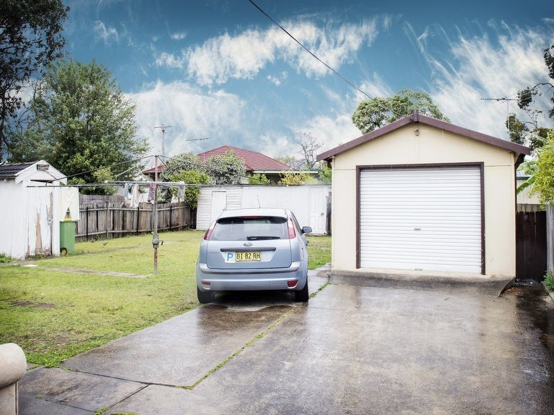 141 Brenan Street, Smithfield NSW 2164