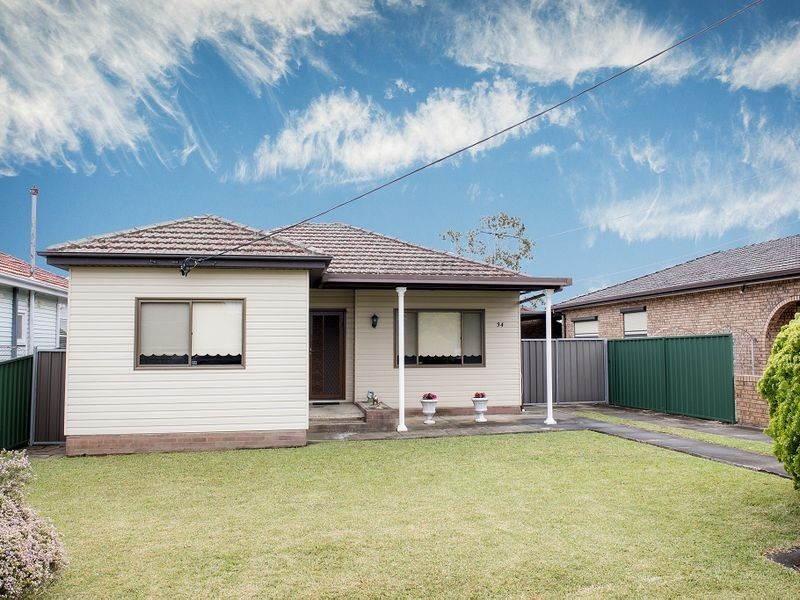 34 Hubert Street, Fairfield NSW 2165