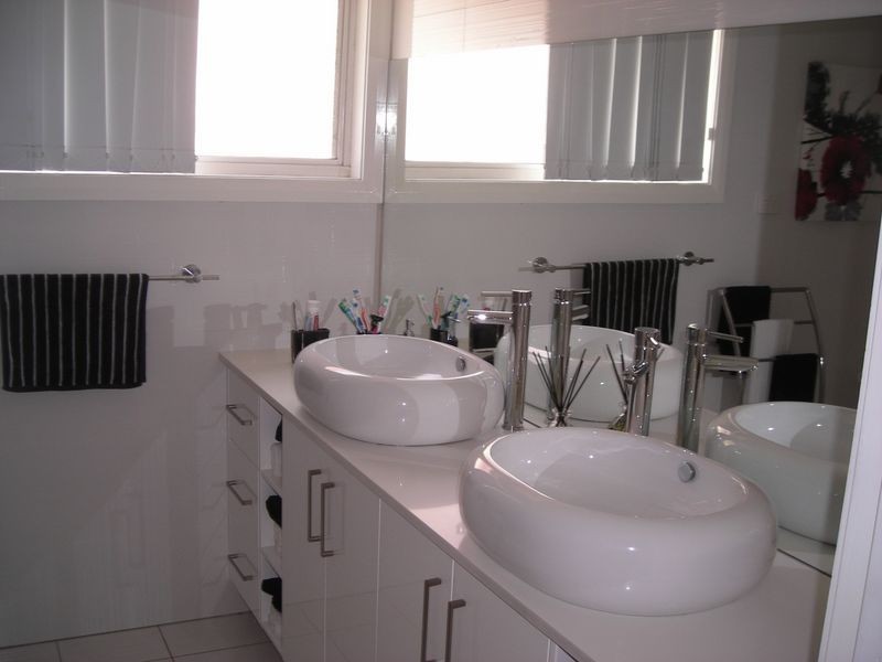 19 Glen Elgin Cres, Edensor Park NSW 2176