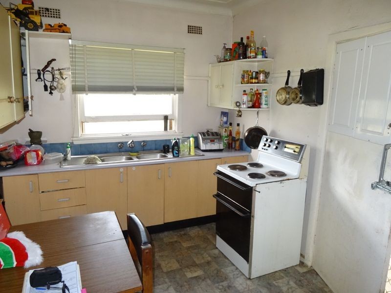 5 Eleventh Avenue, Austral NSW 2179