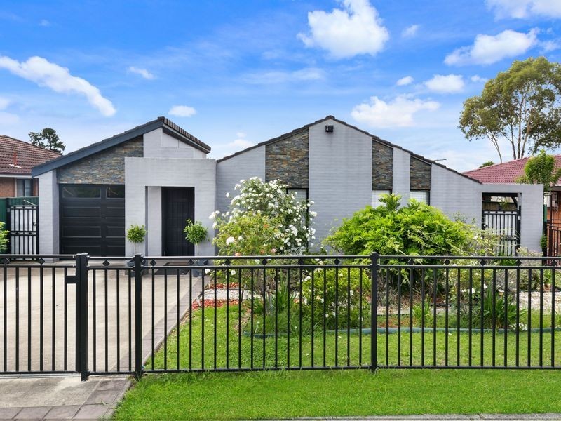 60 Tuncurry Street, Bossley Park NSW 2176