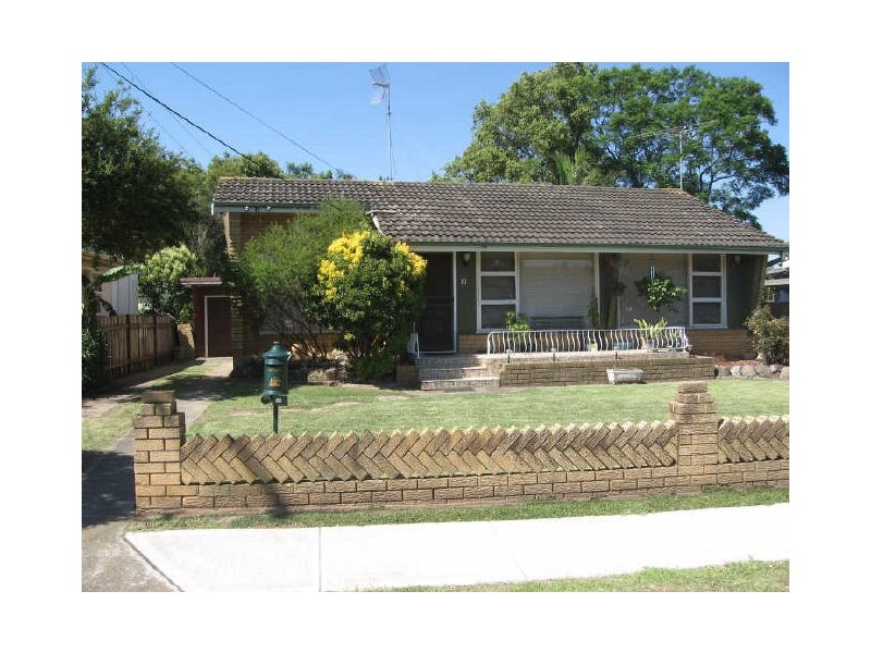 Fairfield NSW 2165