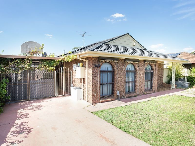 12 Corry Street, Bonnyrigg NSW 2177