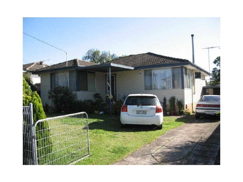 Fairfield West NSW 2165