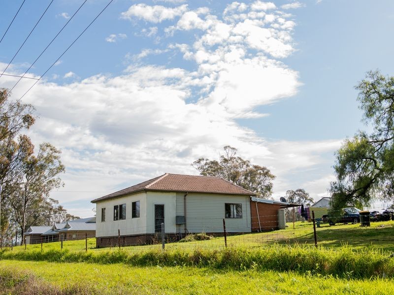 35 Seventh Avenue, Austral NSW 2179