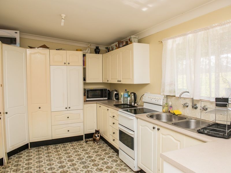 35 Seventh Avenue, Austral NSW 2179