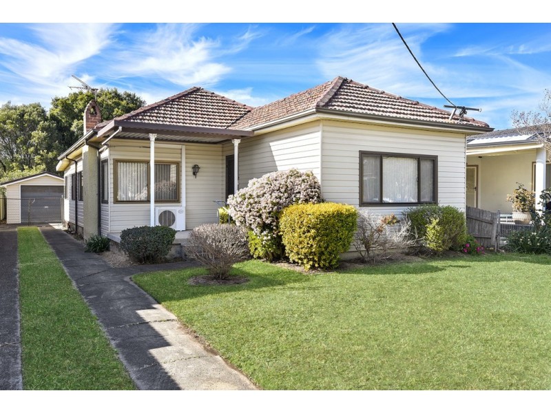 150 The Boulevarde, Fairfield Heights NSW 2165