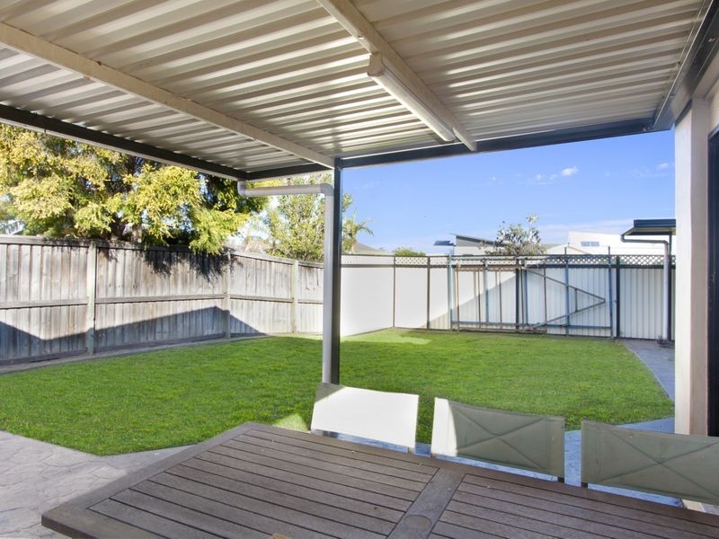 1 Gladstone Close, West Hoxton NSW 2171