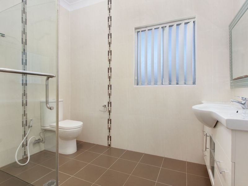 110 Station Street, Fairfield Heights NSW 2165