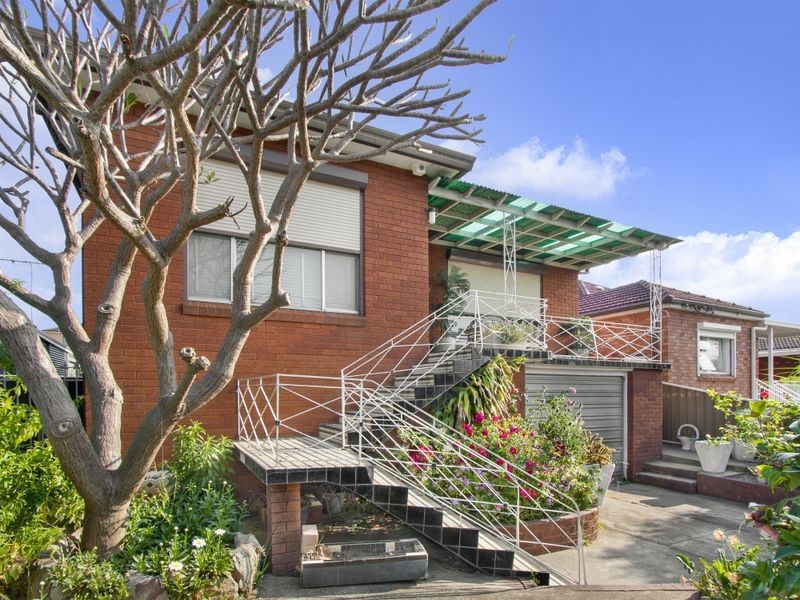 786 The Horsley Drive, Smithfield NSW 2164