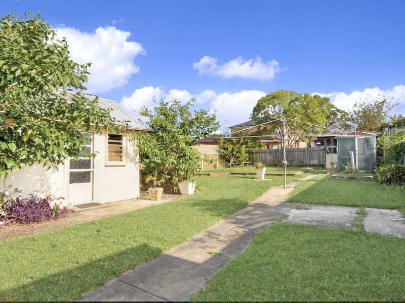 786 The Horsley Drive, Smithfield NSW 2164