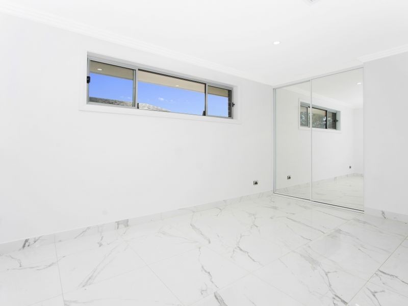 130 Oxford Street, Smithfield NSW 2164