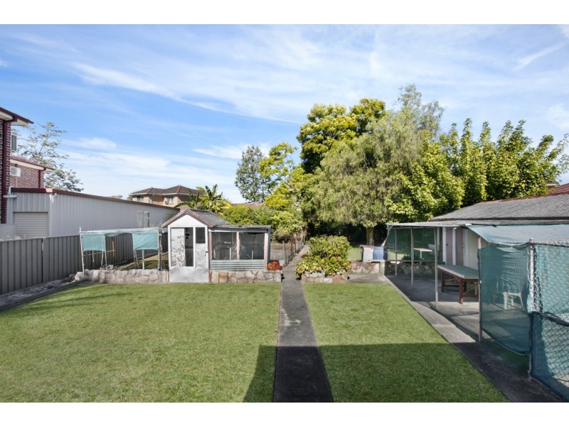 28 Fraser Road, Canley Vale NSW 2166