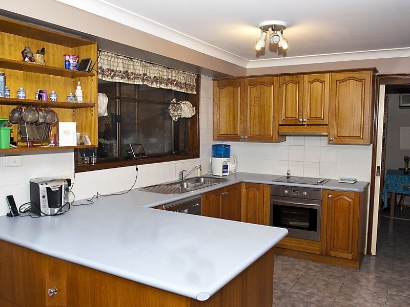 3 Alamein Road, Bossley Park NSW 2176