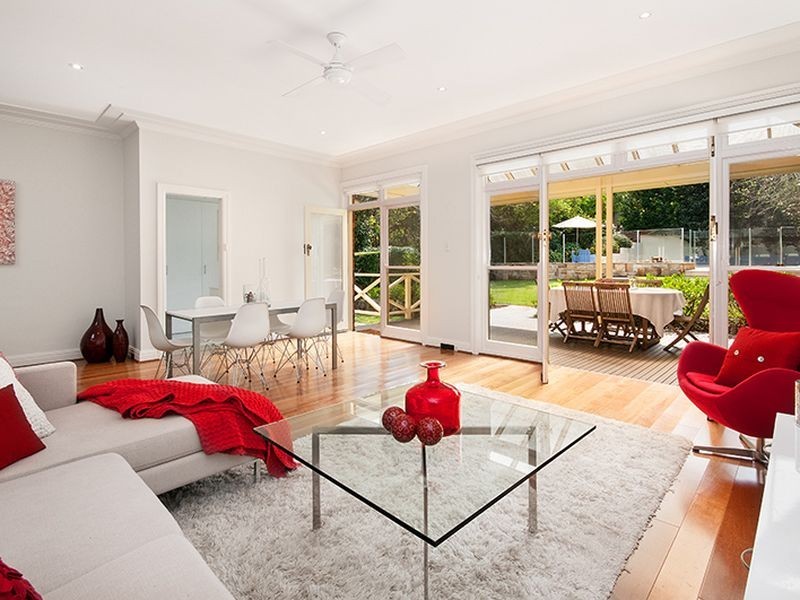 12 Carnarvon Road, Roseville NSW 2069