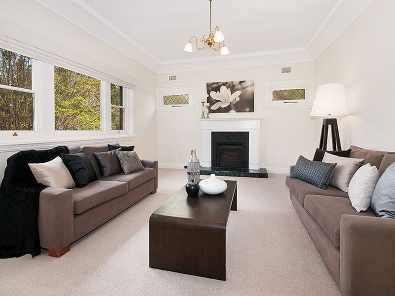 12 Carnarvon Road, Roseville NSW 2069