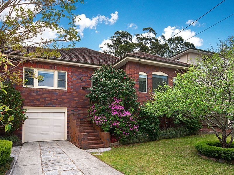 12 Carnarvon Road, Roseville NSW 2069