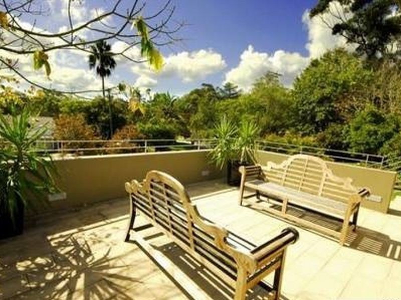 9 Larchmont Avenue, Killara NSW 2071