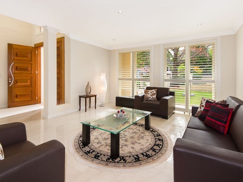 25 Bromley Avenue, Pymble NSW 2073