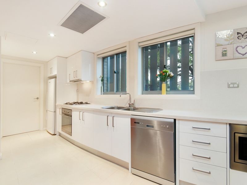 18/2-6 Warrangi Street, Turramurra NSW 2074