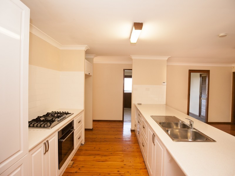 3 Garatte Ave, South Turramurra NSW 2074