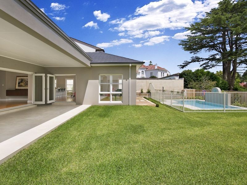 8 The Crest, Killara NSW 2071