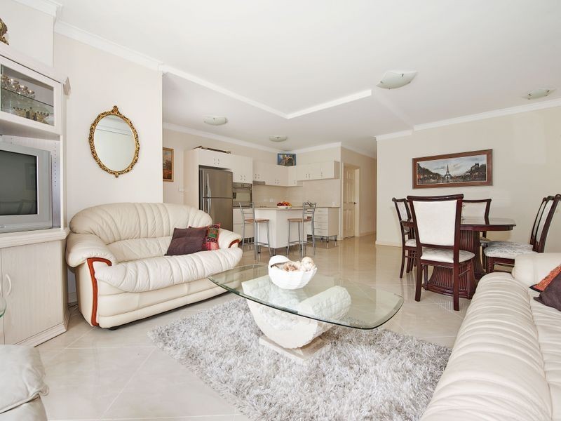 4/317 Mona Vale Road, St Ives NSW 2075