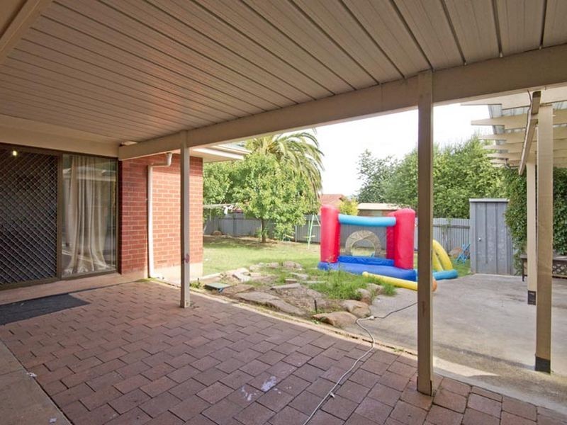21 Vulcan Avenue, Modbury Heights SA 5092