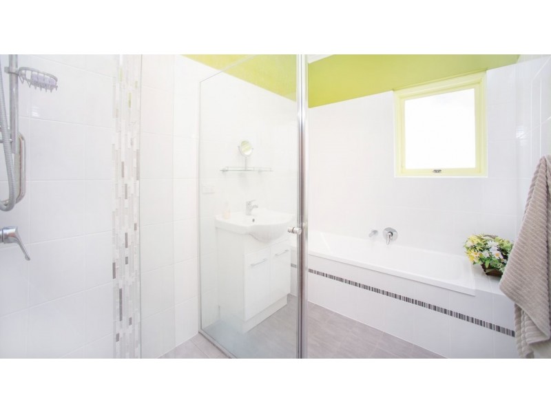 7 Butler Crescent, Banksia Park SA 5091